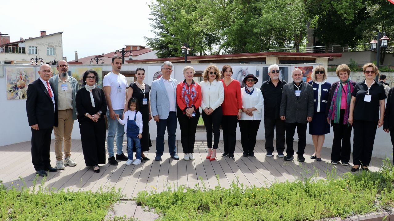 Samsun'da "Bizim Heybe'miz Uluslararası Sanat Çalıştayı ve Resim Sergisi" açıldı