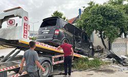 Afyonkarahisar'da minibüs ile kamyonetin çarpıştığı kazada 9 kişi yaralandı