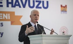 Bakan Bak, Veliefendi Kapalı Yüzme Havuzu'nun açılışına katıldı