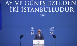 Bakan Ersoy, "Bir Şiir Bir Hayat Canım İstanbul" sergisinin açılışında konuştu: