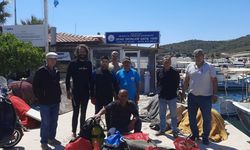 Datça'da deniz dibinden yaklaşık 2 ton atık çıkarıldı