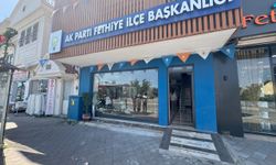 Fethiye'de AK Parti İlçe Başkanlığı binasına taşlı saldırı