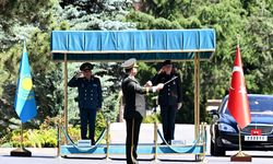Genelkurmay Başkanı Orgeneral Gürak, Kazakistan Genelkurmay Başkanı Tümgeneral Kamaletdinov ile görüştü
