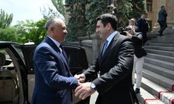 Kırgızistan, Azerbaycan ile Ermenistan arasındaki barış müzakerelerine ev sahipliği yapmaya hazır