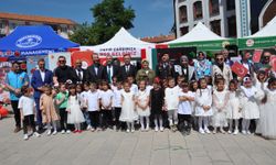 Kütahya'da Gazze'ye destek için "Hayır Çarşısı" kuruldu