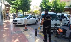 Manisa'da kuyumcu dükkanını kurşunlayan şüpheliler aranıyor