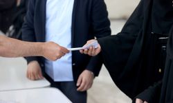 Sadakataşı Derneği, Şam'da 800 aileye gıda ve zekat yardımlarını ulaştırdı