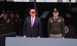 Trump: "Ordumuzun asıl amacının sınırlarımızı işgallerden korumak olduğu temel ilkesini yeniden tesis ediyoruz"