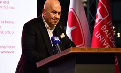 Üsküp'teki Uluslararası Balkan Üniversitesinde mezuniyet töreni düzenlendi