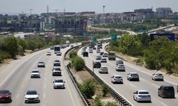 İstanbul-İzmir Otoyolu'nda bayram tatili dolayısıyla yoğunluk başladı