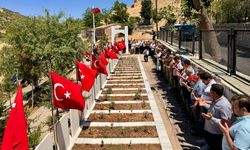 Mardin'de 38 yıl önce PKK'lı teröristlerce katledilen 30 kişi törenle anıldı
