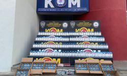 Adana'da bir ev ve 2 iş yerinde 400 litre sahte içki ele geçirildi
