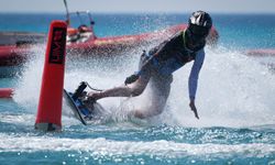 Çeşme, 16 ülkeden 80 sporcunun yarışacağı Dünya Motosurf Şampiyonası'na hazır