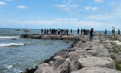 Giresun'da denizde kaybolan çocuğu arama çalışmaları devam ediyor