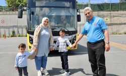 İETT otobüsüne binen 2 kardeş, şoförün dikkatiyle ailesine kavuştu