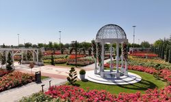 Konya'da 190 türün bulunduğu Karatay Mevlana Gül Parkı yeni sezonunu açtı