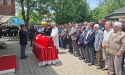 Kore gazisi Muhammet Gündüz Samsun'da törenle son yolculuğuna uğurlandı