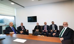 TBMM Başkanı Kurtulmuş, HÜDA PAR Genel Başkanı Yapıcıoğlu'nu ziyaret etti