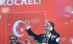 Yeniden Refah Partisi Genel Başkanı Erbakan, partisinin Kocaeli kongresinde konuştu: