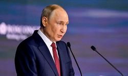 Rusya Devlet Başkanı Putin: Ukrayna ile üçüncü tur müzakereleri İstanbul'da yapmaya hazırız