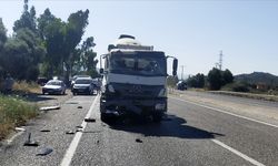 Muğla'da beton mikseri ile yolcu minibüsü çarpıştı, 1 kişi öldü, 12 kişi yaralandı