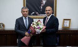 Ankara Milli Eğitim Müdürü Yaşar Koçak, görevini Murat Küçükali'ye teslim etti