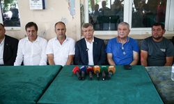 Gelecek Partisi Genel Başkanı Davutoğlu, Bursa'daki orman yangınından etkilenen mahalleyi ziyaret etti