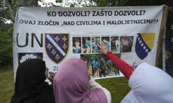 Bosna Hersek'teki savaşta kurşuna dizilerek öldürülen 6 Srebrenitsalı genç anıldı