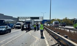 D-100 kara yolunun Kocaeli kesimindeki zincirleme kazada 2 kişi yaralandı