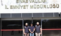 Sivas'ta hakkında kesinleşmiş 15 yıl 7 ay 15 gün hapis cezası bulunan hükümlü yakalandı