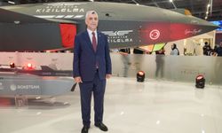 Ticaret Bakanı Ömer Bolat, IDEF 2025'i ziyaret etti: