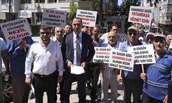 İzmir'de 2011'den bu yana konut bekleyen kentsel dönüşüm mağdurlarından açıklama