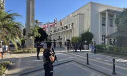 Adana Büyükşehir Belediye Başkanı Karalar ve Adıyaman Belediye Başkanı Tutdere gözaltına alındı