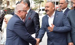 Milli Savunma Bakanı Güler Hakkari'de 'Türkiye Yüzyılı Buluşmaları' programına katıldı