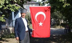 'Efsane tank'ın şoförü Kıbrıs gazisi, yaşadıklarını gururla anlatıyor