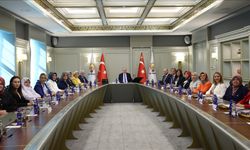 Cumhurbaşkanı ve AK Parti Genel Başkanı Erdoğan, AK Parti'li kadın belediye başkanlarını kabul etti
