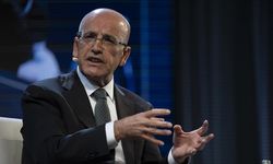 Bakan Şimşek: Enflasyon düşüyor, bütçe açığı makul düzeyde ve dış dengesizlikler büyük ölçüde giderildi