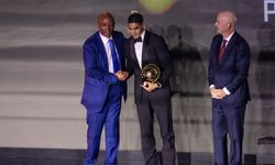 Afrika'da yılın futbolcusu ödülünü Achraf Hakimi kazandı