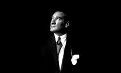 Büyük Önder Atatürk’ü Anıyoruz