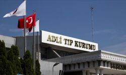 Fatih'te zehirlenme şüphesiyle hayatını kaybeden ailenin ön otopsi raporu hazırlandı: