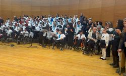 Bursa'da '7'den 70'e Türkülerle Hep Birlikte' konseri düzenlendi