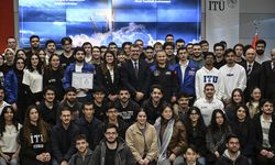 İTÜ'de, Ay'a dönüş hedefiyle yürütülen 'Artemis Programı' tanıtıldı