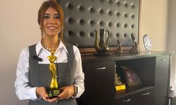 İzmirli Didem öğretmen, projeleriyle İngiltere'den ödülle döndü