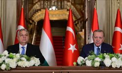 Cumhurbaşkanı Erdoğan: 'Sayın Orban'la belirlediğimiz 6 milyar dolar ticaret hacmi hedefimize ulaşmak üzereyiz.'