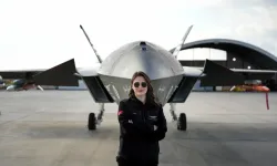 Türkiye’nin ilk insansız savaş uçağında kadın imzası: KIZILELMA sahnede