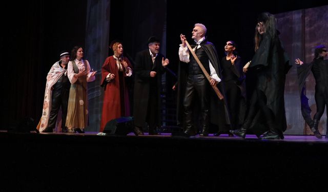 17. Bin Nefes Bir Ses Uluslararası Türkçe Tiyatro Yapan Ülkeler Festivali sürüyor