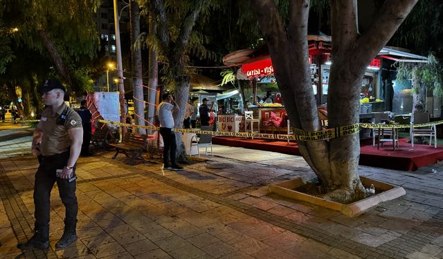 Adana'da eski eşini öldürüp intihar girişiminde bulunan kişi hastanede öldü