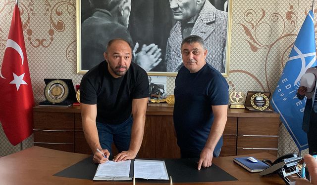 Başpehlivan Ali Gürbüz, Aksu Belediyesi ile sözleşme imzaladı