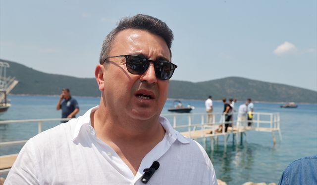 Bodrum'da üretilen süper yat denize indirildi