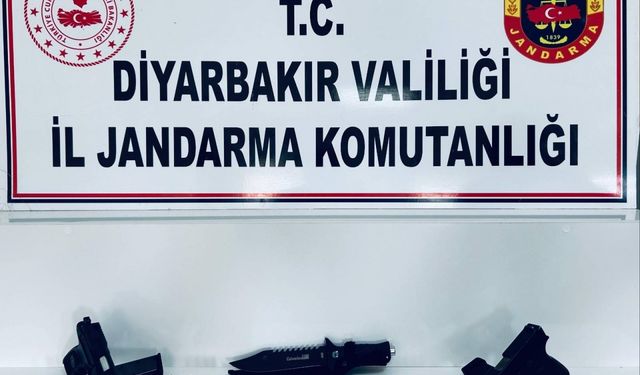 Diyarbakır'da iş yerlerini kurşunlayan ve kundaklayan 3 şüpheli yakalandı